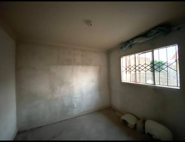 2 BEDROOM HOUSE FOR SALE IN EVATON WEST
